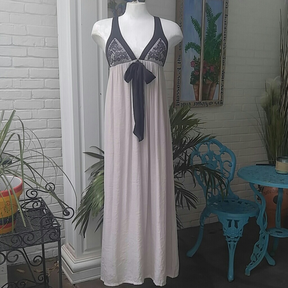 Lady's Long Classy Dress​